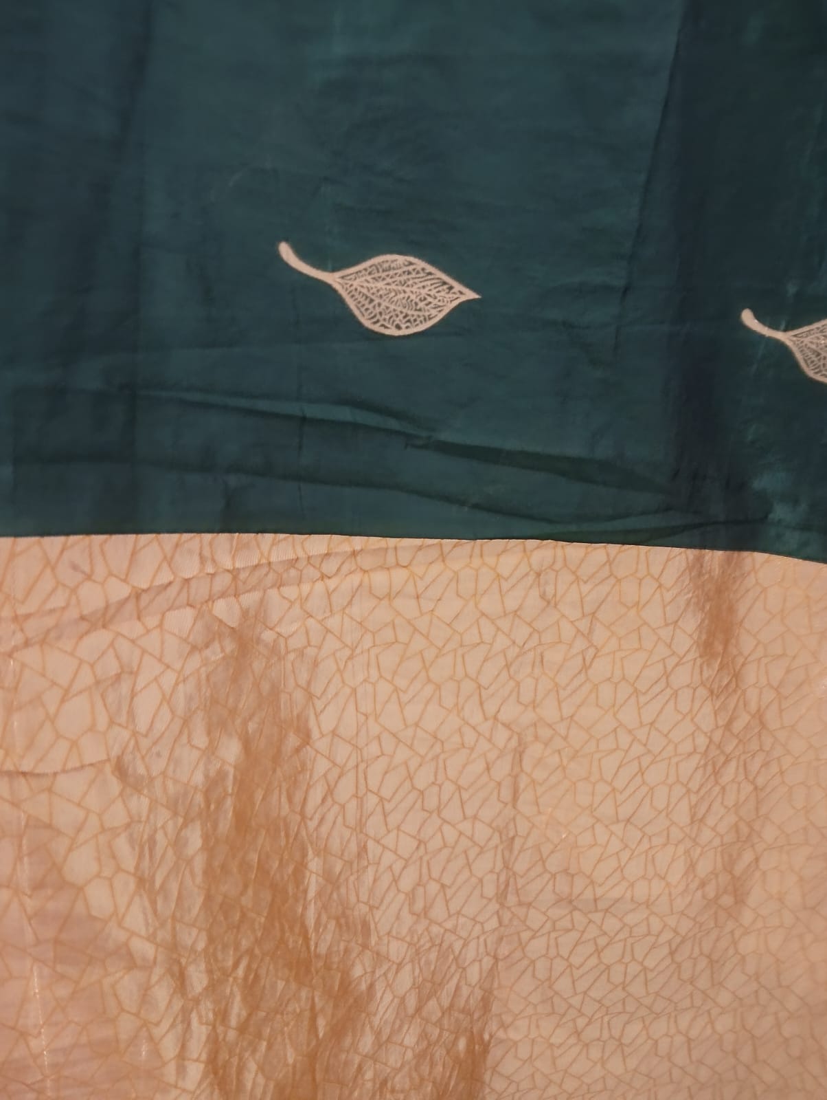 saree for women green color second hand saree for women green color second hand